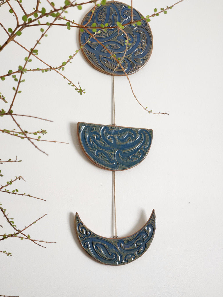 Ngā mata o te marama- Ceramic moon phases: Blue on Toast