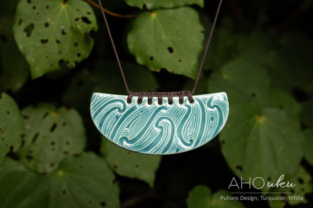 Puhoro Whakakai (Pendant), Turquoise PREORDER