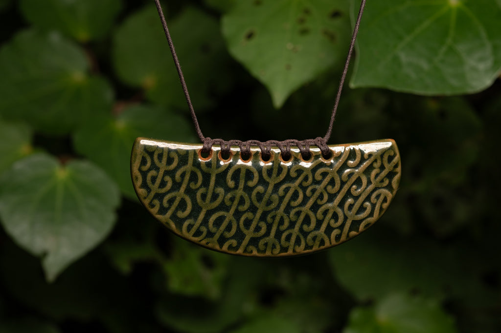 Mangopare Whakakai (Pendant), Forest Green on Toast, PREORDER