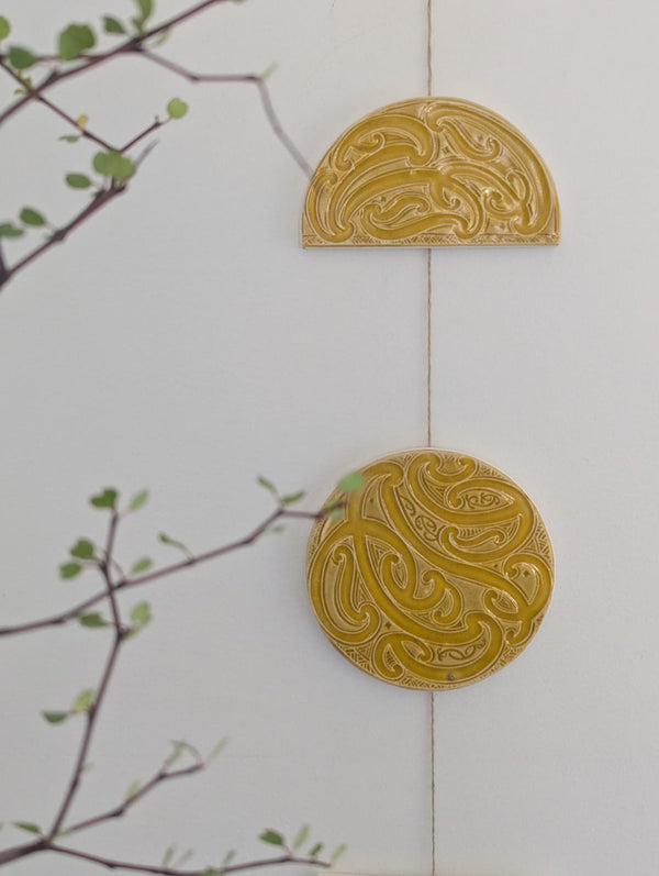 Ngā mata o te marama- Ceramic moon phases: Amber